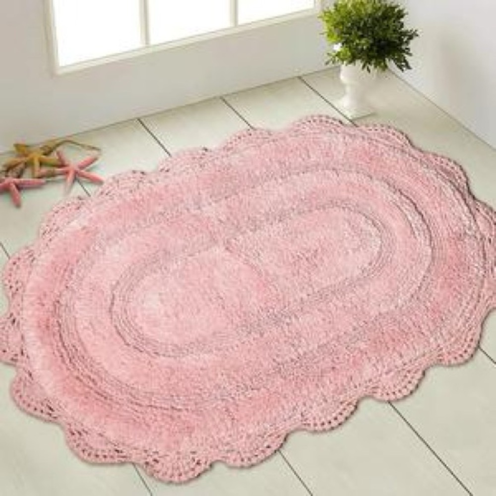Chardin home Blush Pink Bathrug, 100% Cotton Oval bathmat Crochet Border, 21x34